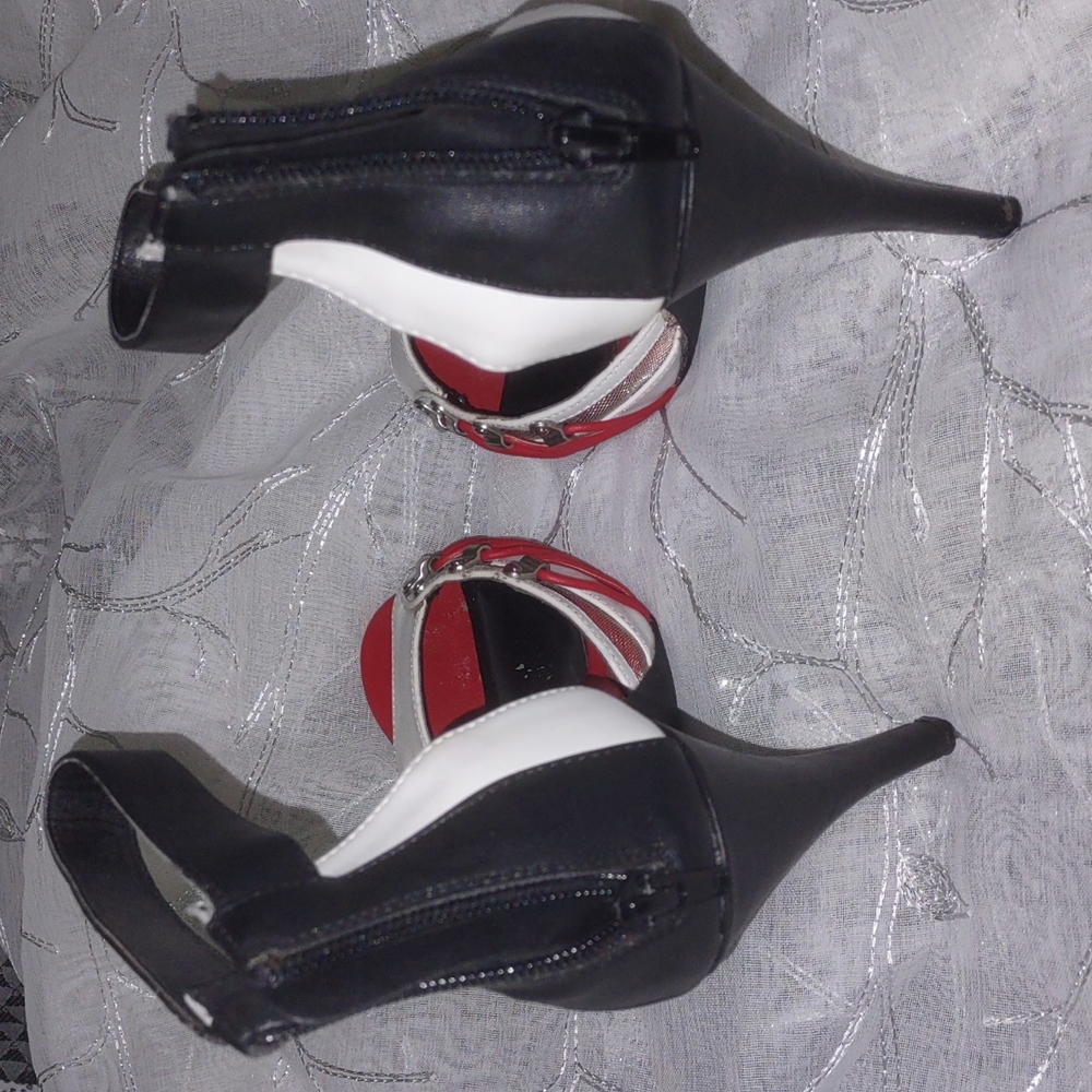 High heels - Picture 3 of 6